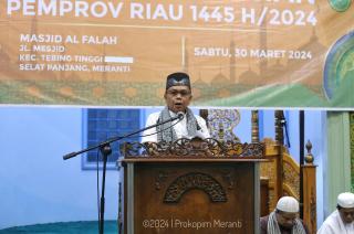 Plt Bupati Asmar Dampingi Asisten I Setdaprov Safari Ramadan di Selatpanjang