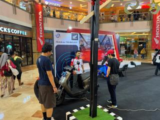 Warga Pekanbaru Antusias Kunjungi Pameran Honda Premium Matic Day di Mall SKA