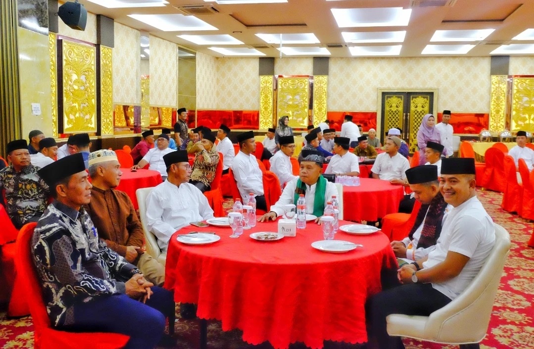 Plt Bupati Asmar Buka Bersama Forum Kepala Desa