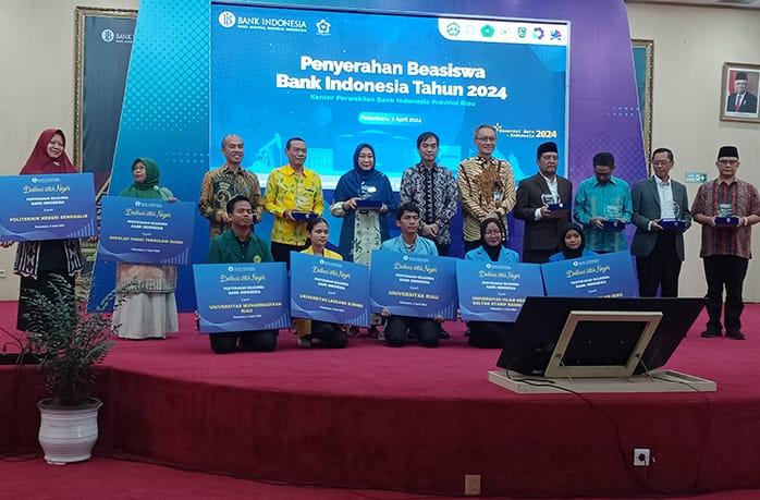 50 Mahasiswa Polbeng Terima Beasiswa dari Bank Indonesia Tahun 2024