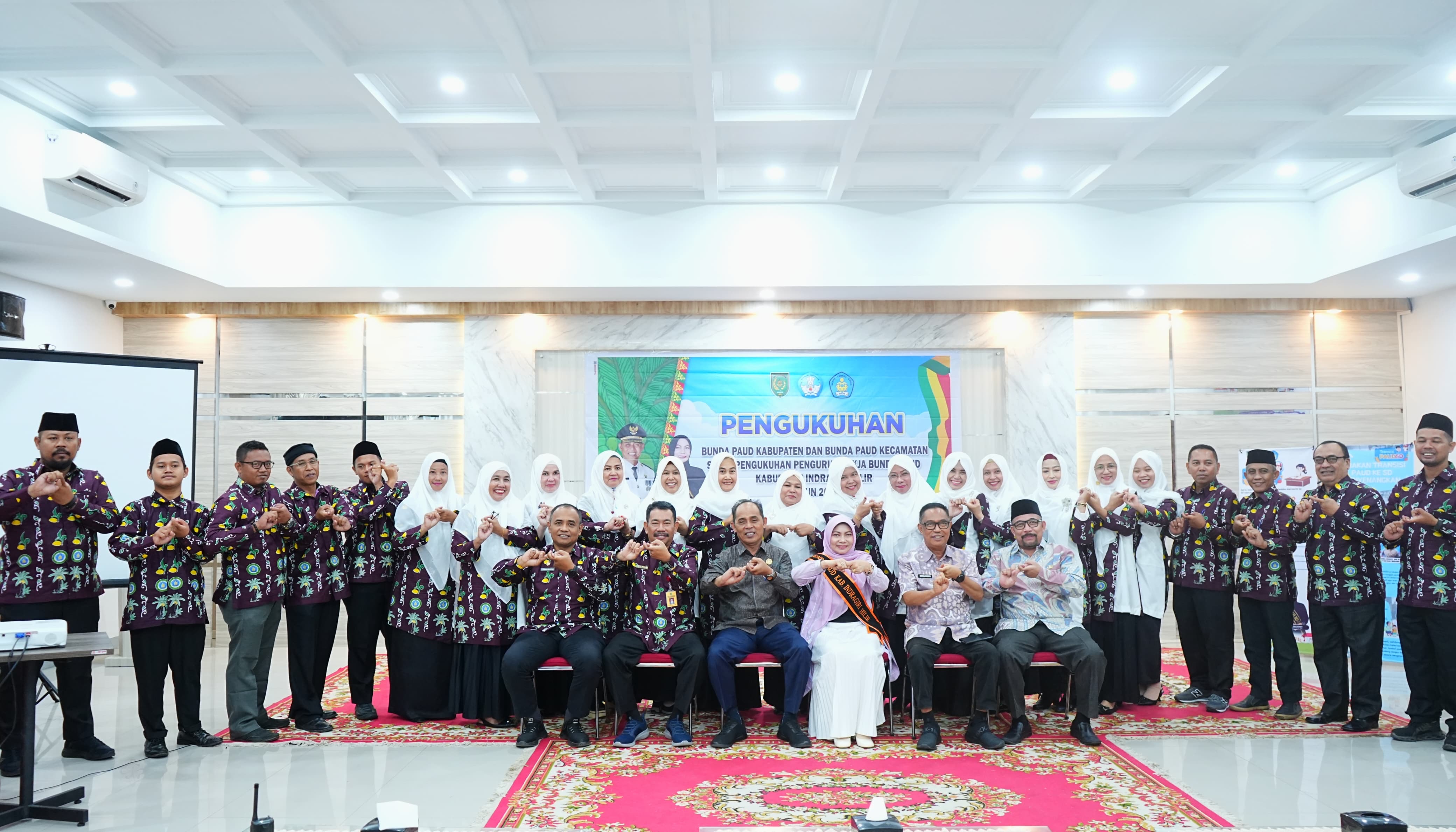 Pj.Bupati Inhil Herman Kukuhkan Hj.Katerina Susanti Sebagai Bunda PAUD Kabupaten