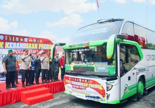 Kapolda Riau Lepas Rombongan Mudik Kebangsaan Presisi 2024