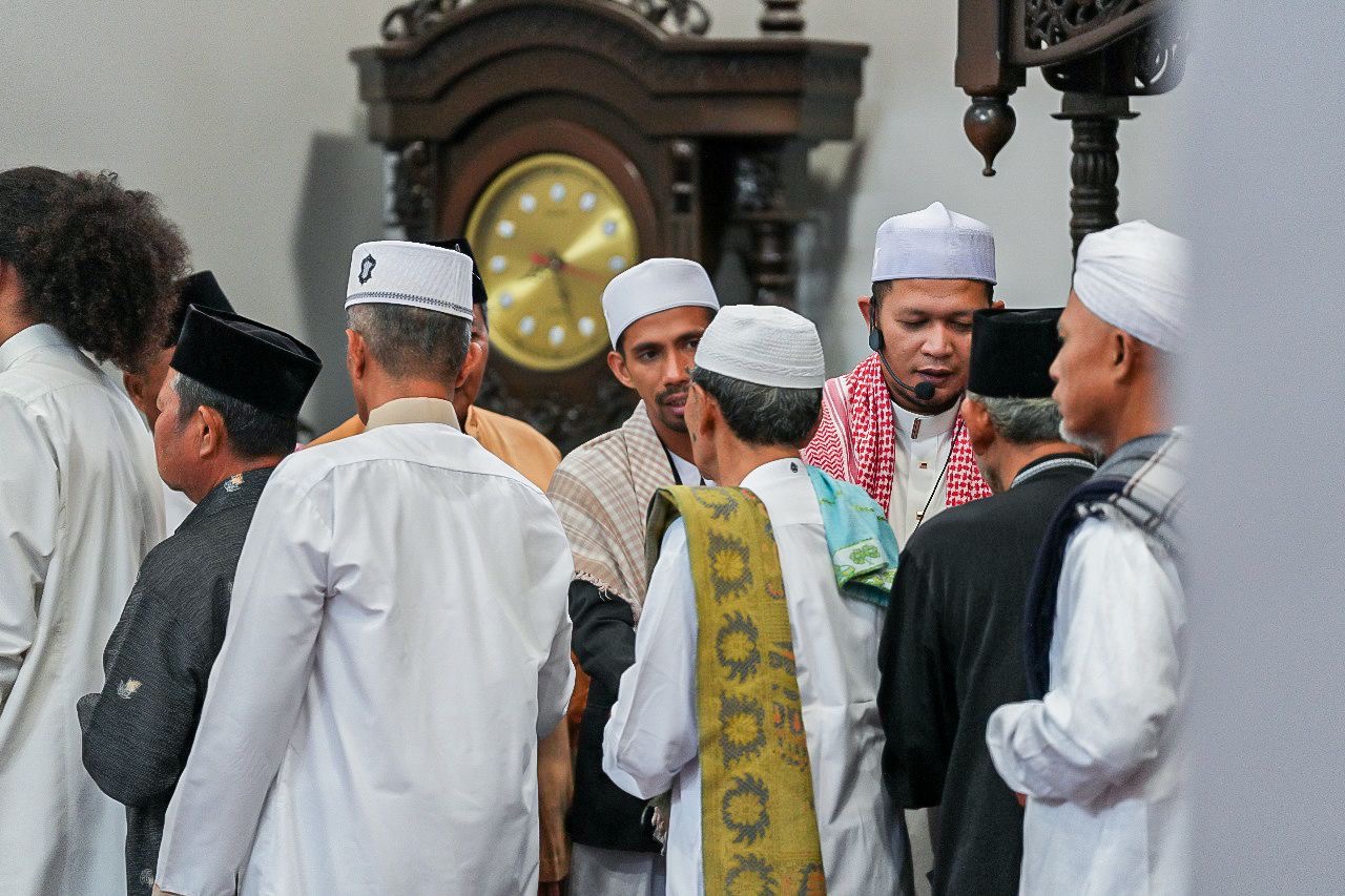 Pemko Dumai Laksanakan Shalat Idul Fitri Berjamaah di Masjid Raudhatus Sholihin