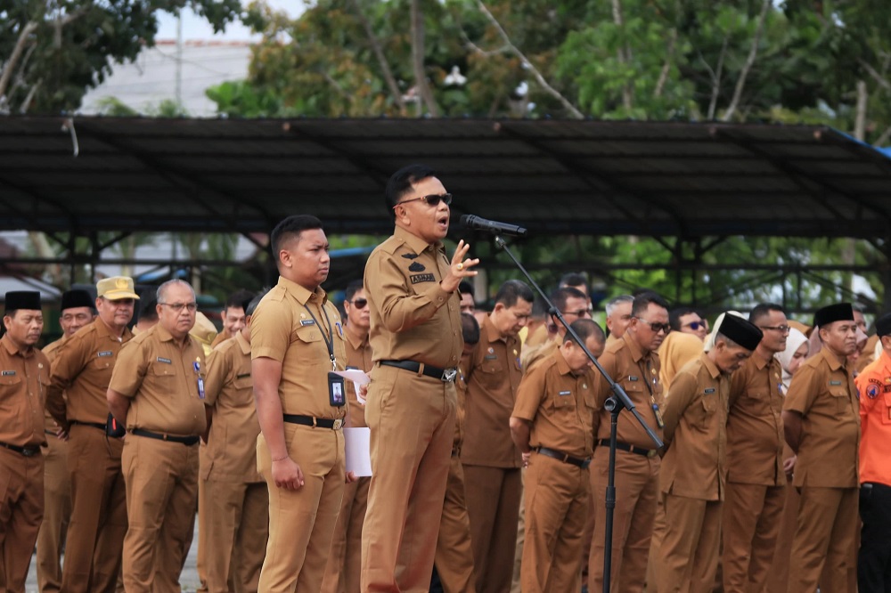Pimpin Apel Perdana Pasca Idul Fitri, Plt Bupati Asmar Minta ASN Tingkatkan Kedisiplinan