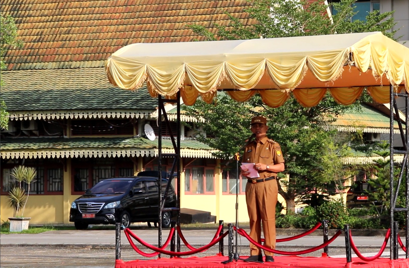 Pj Bupati Inhil Herman Pimpin Apel Pagi Masuk Kerja Pasca Libur Lebaran Idul FitriÂ