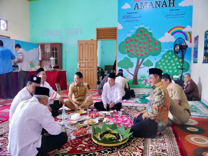 Pj Bupati Kampar Hambali Silaturahmi Bersama Rektor UMRI