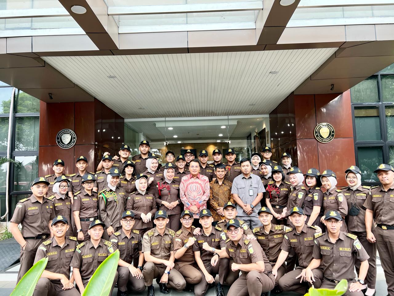 Lima Dewan Pakar Seleksi Nama Jaksa Berprestasi Penyandang Penghargaan Adhyaksa Awards.