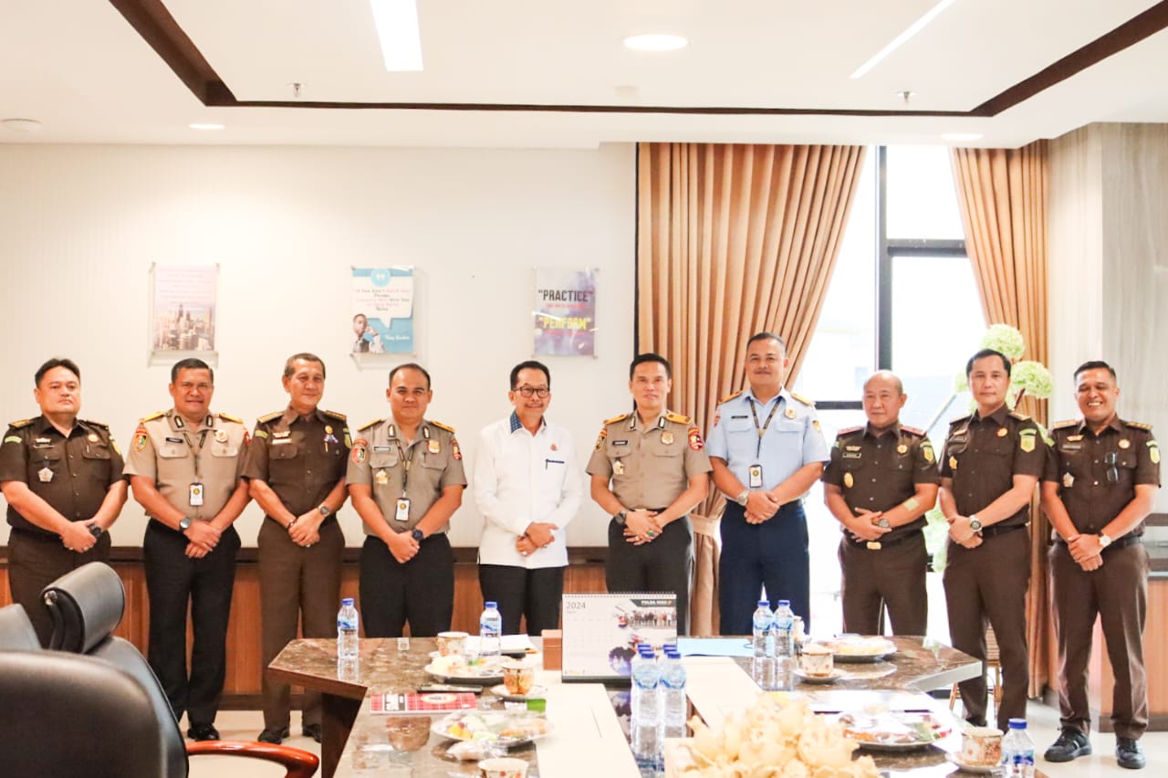 Perkuat Sinergitas, Sespim Lemdiklat Polri Audiensi dengan Kajati Riau