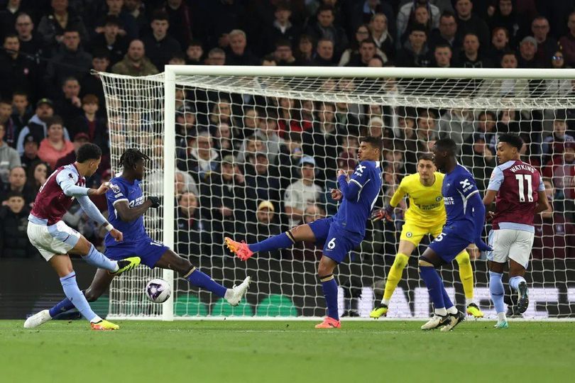 Premier League: Chelsea Tertahan di Kandang Aston Villa dengan Skor 2-2