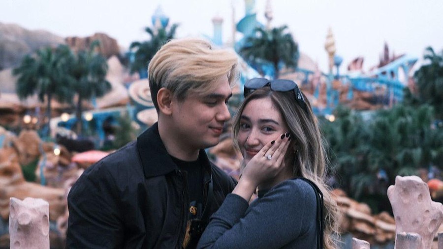 Mimpi Ranty Maria Dilamar Rayn Wijaya di Disneyland Jadi Kenyataan