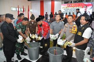 Ungkap Kasus Narkoba dan Musnahkan 8,2 Kg Sabu, Bupati Apresiasi Polres Bengkalis