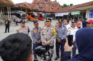 Kapolda Riau Tinjau Persiapan Arus Mudik di Pekanbaru