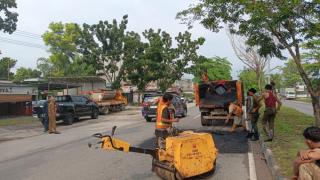 Dinas PUPR Riau Tutup Ribuan Jalan Berlubang di Pekanbaru