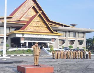 Pj Gubri SF Hariyanto Pimpin Apel Pagi Bersama Usai Libur Lebaran