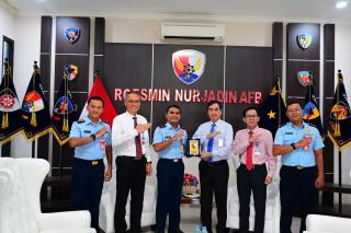 Komandan Lanud Roesmin Nurjadin Terima Silaturahmi Kepala Perwakilan BI Riau