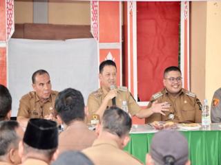 Pj Bupati Dialog Bersama Masyarakat di 2 Kecamatan Terkait Pola PPTPKH Pada Perkebunan Sawit Rakyat