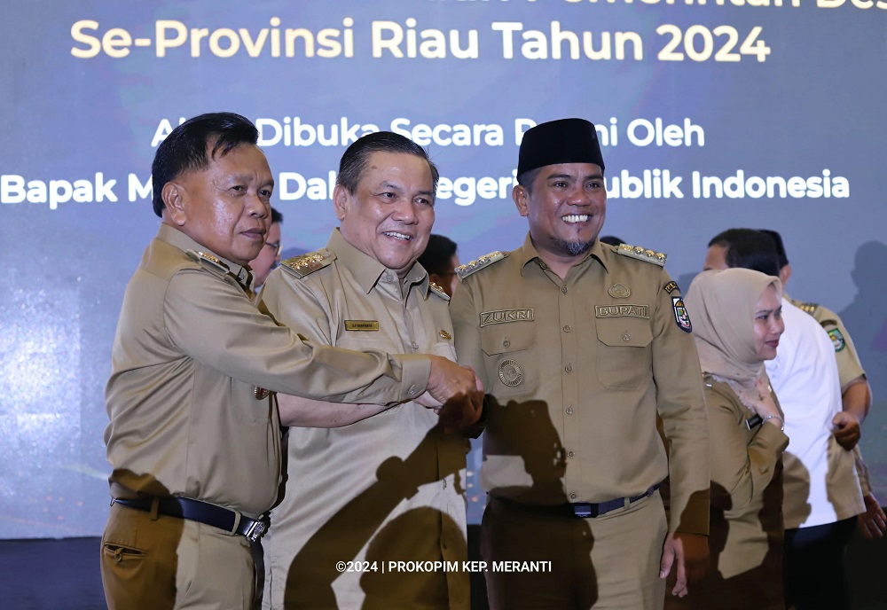 Plt Bupati Asmar Hadiri Rakor Kades se-Provinsi Riau