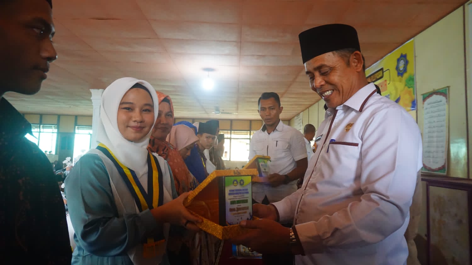 Pj.Bupati Herman Hadiri Pelepasan Peserta Didik Yayasan AbbasyiahÂ