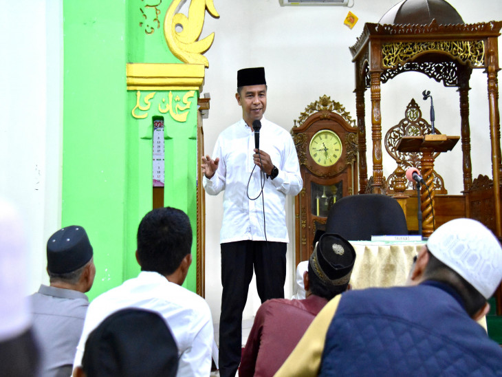 Pj Sekda Kampar Mengajak Seluruh Jemaah untuk Bersama-Sama Membangun Kampar
