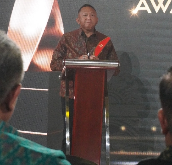 Kajati Bali Dr. Ketut Sumedana, S.H., M.H., Raih Penghargaan Best Justice LeadershipÂ