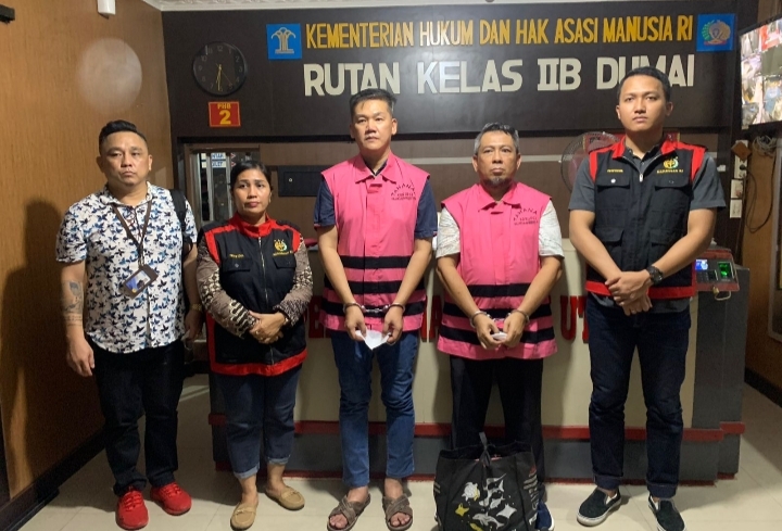 Kejari Dumai Tetapkan Dua Orang Tersangka Dugaan Korupsi Pengadaan BandwidthÂ