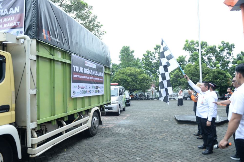 Pemprov Lepas Keberangkatan Truk Bantuan Kemanusiaan Dompet Dhuafa Riau untuk Sumbar