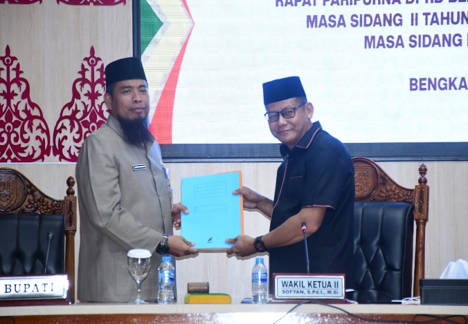 Bupati Bengkalis Terima Laporan Hasil Reses Anggota DPRD