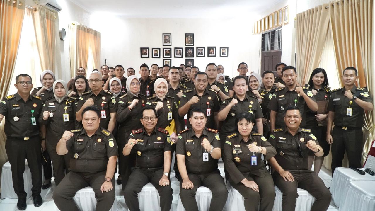 Kajati Riau di dampingi Ketua IAD Kunker dan Supervisi di Kejari Pelalawan