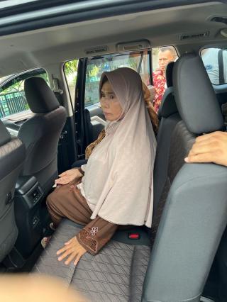 Jaksa Tangkap Hayati Gani Buronan Korupsi Program Penanggulangan Kemiskinan Kota Pekanbaru