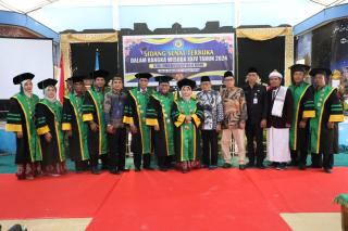 Bupati Bengkalis Hadiri Wisuda Sarjana Angkatan XXIV STAI Hubbulwathan Duri