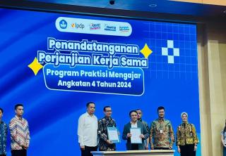 Direktur Polbeng Tandatangani Perjanjian Kerja Sama Program Praktisi Mengajar Angkatan ke 4