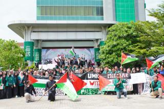 Ribuan Civitas Akademika UMRI Gelar Aksi Dukung Kemerdekaan Palestina