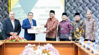 Kemenag Beri Beasiswa Double Degree Mahasantri Ma