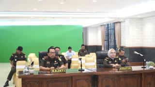 Kajati Riau Akmal Abbas Mengikuti Seminar Nasional Dies Natalis Fakultas Hukum Unsoed ke 43