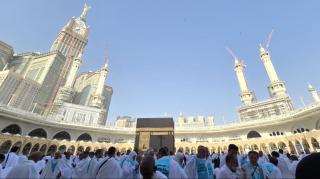 Suhu di Makkah Tembus 42 Derajat Celcius, Jemaah Jangan Lupa Gunakan APD