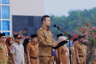 Risnandar Mahiwa Pimpin Apel Perdana Sebagai Pj Walikota Pekanbaru
