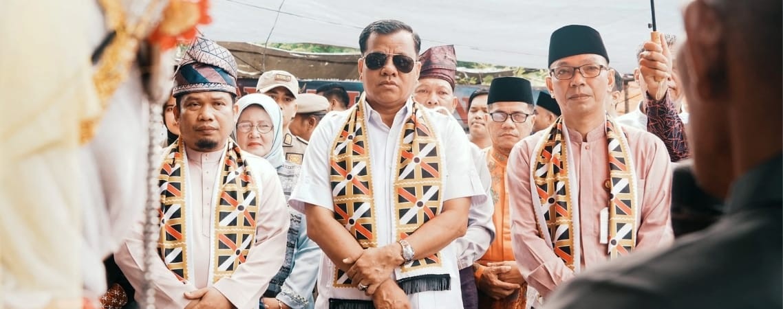 Bupati Kuansing Buka Festival Pacu Jalur Kecamatan Gunung Toar