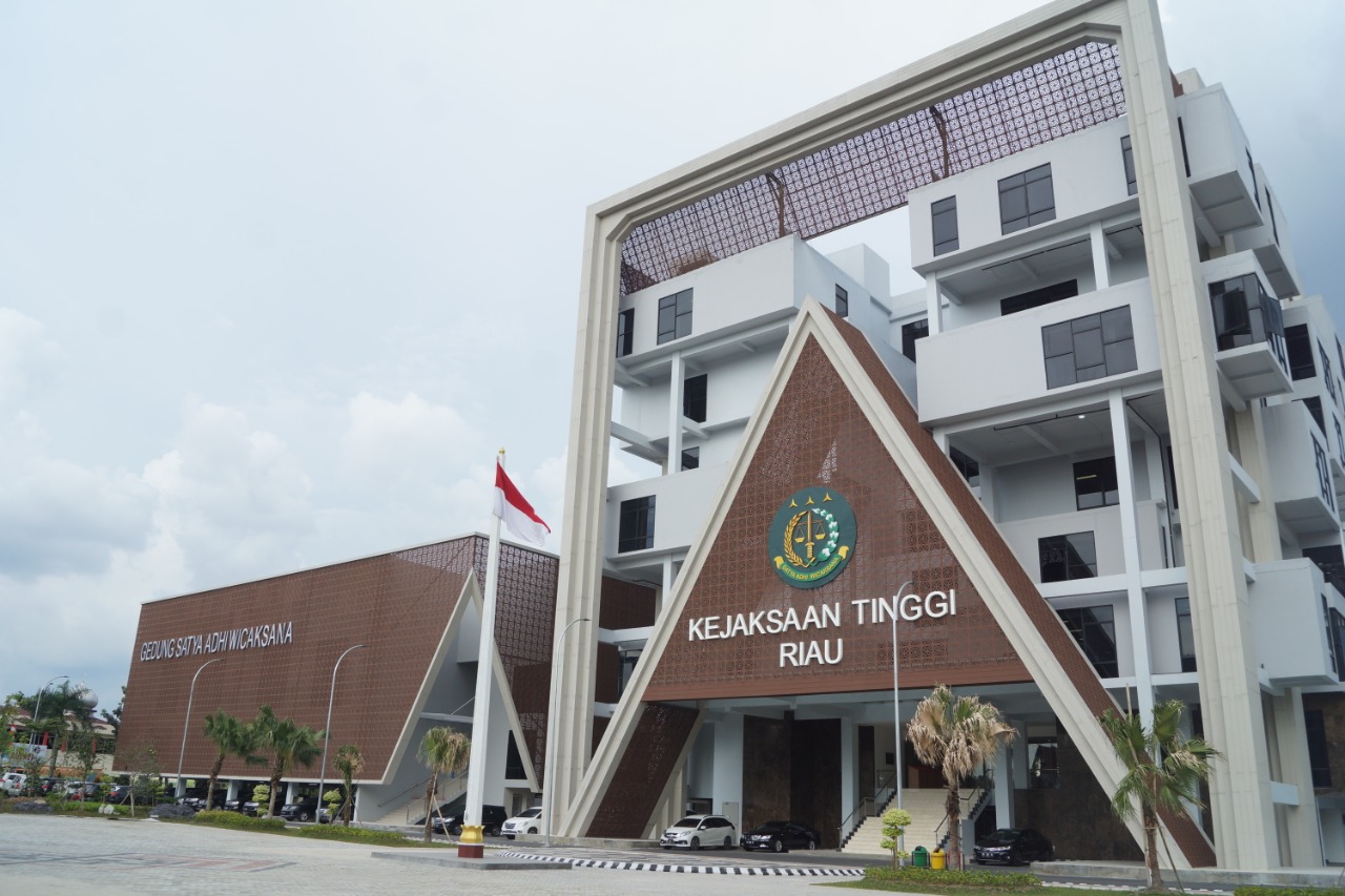 3 Pejabat Utama BRK Syariah Diperiksa Kejati Riau Terkait Income Smoothing