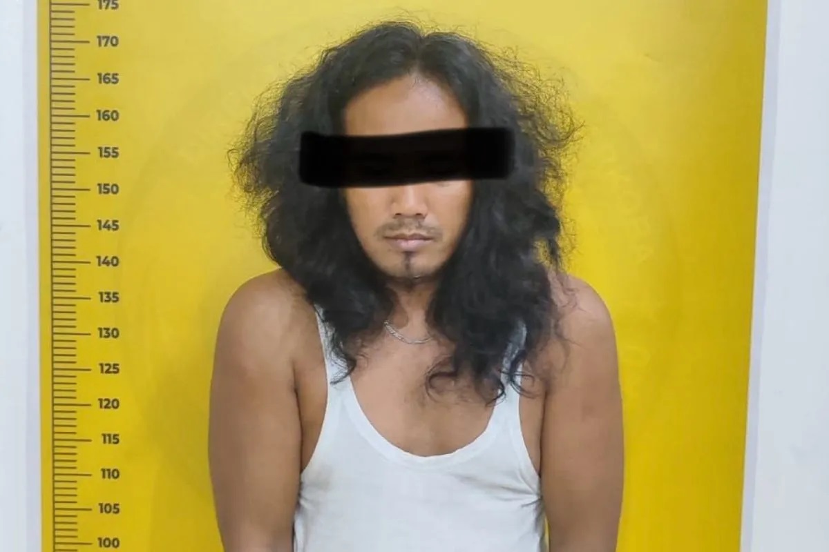 Bandar Narkoba Gondrong di Kampar Ini Nangis Saat Ditangkap Polisi