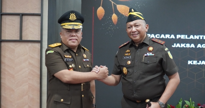 Pelantikan 36 Pejabat Eselon II, Dr. Harli Siregar Emban Jabatan Kapuspenkum KejagungÂ