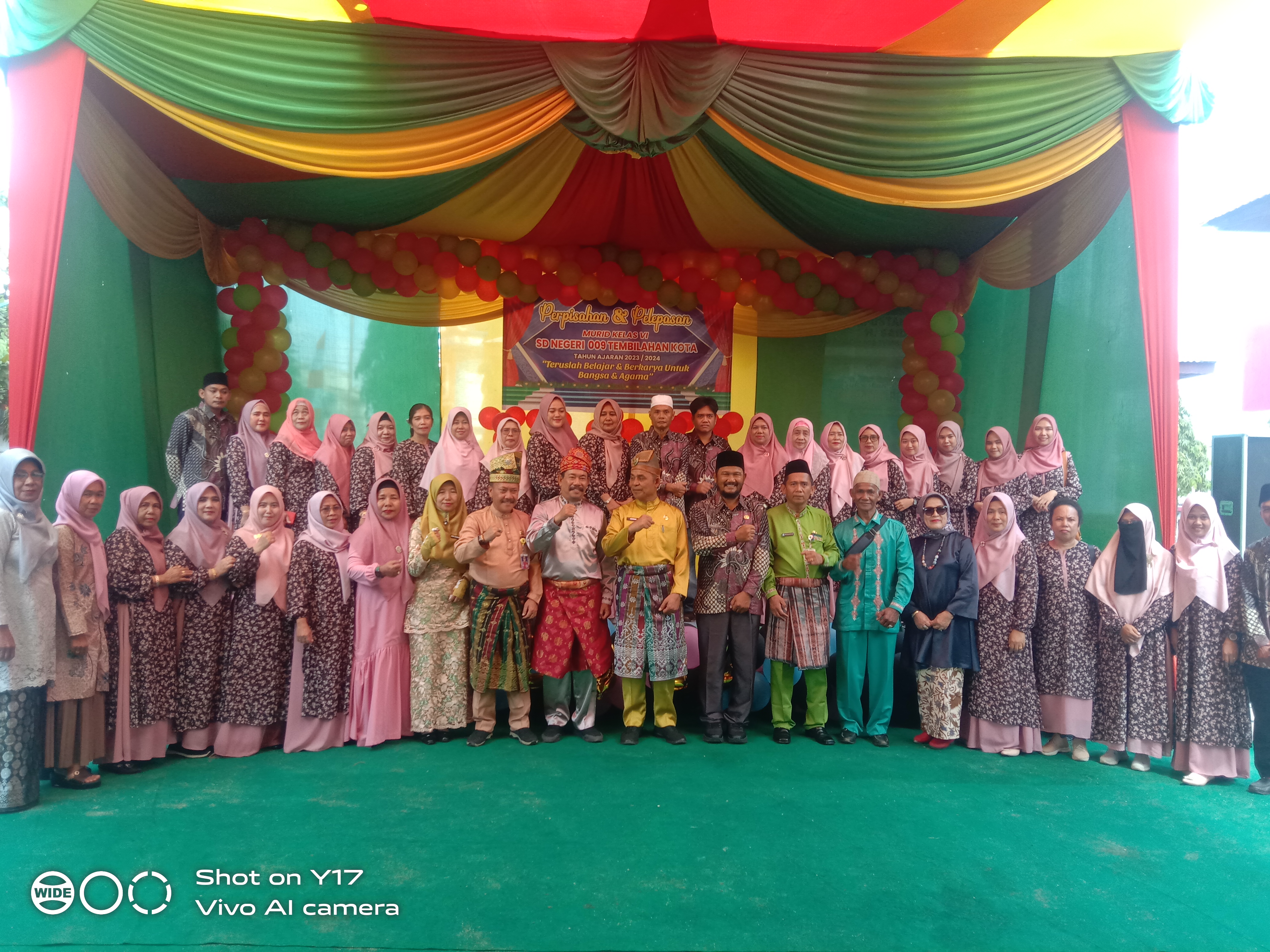 Pj Bupati Inhil Herman Hadiri Pelepasan Siswa-Siswi Kelas VI SD Negeri 009 Tembilahan Kota