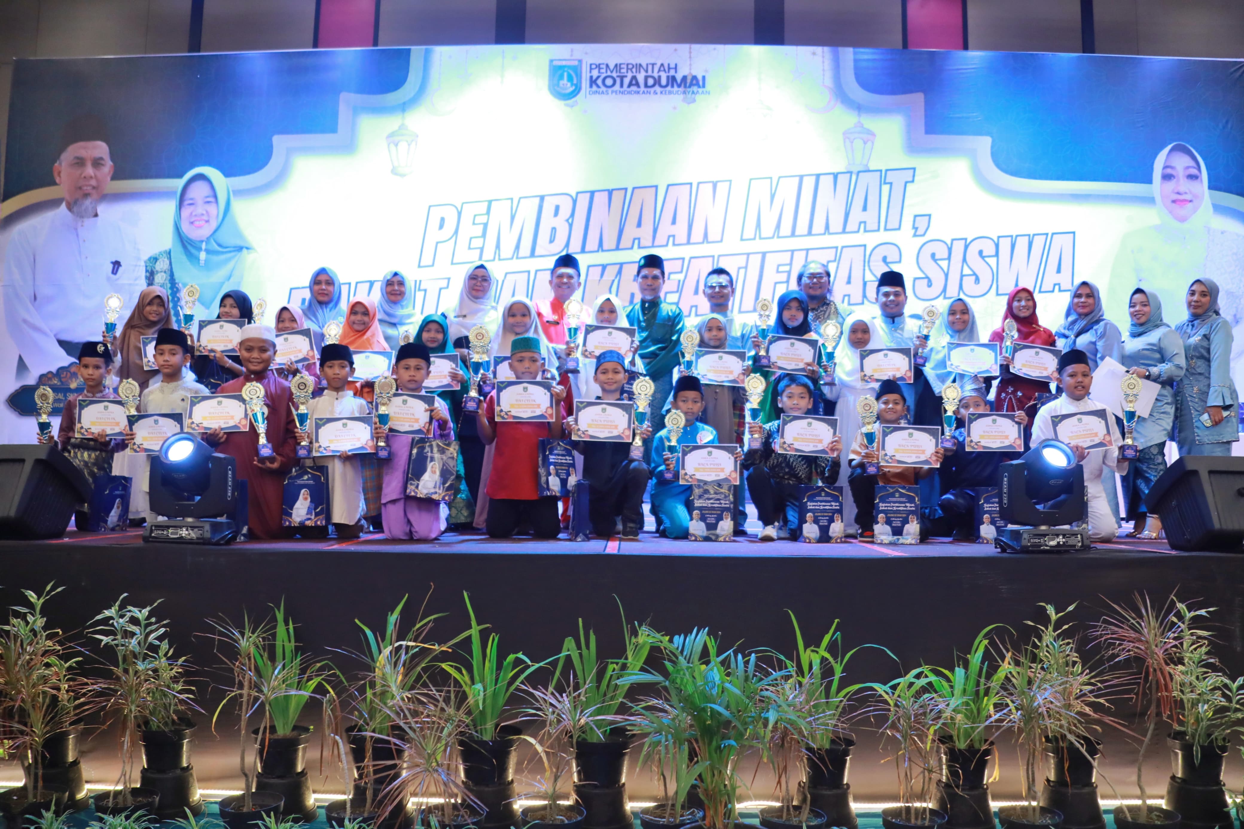 Pemko Dumai Serahkan Penghargaan Lomba Da