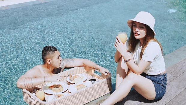 Krisjiana Sempat Tak Suka Siti Badriah, Ilfeel gegara Bulu Mata & Pakaian