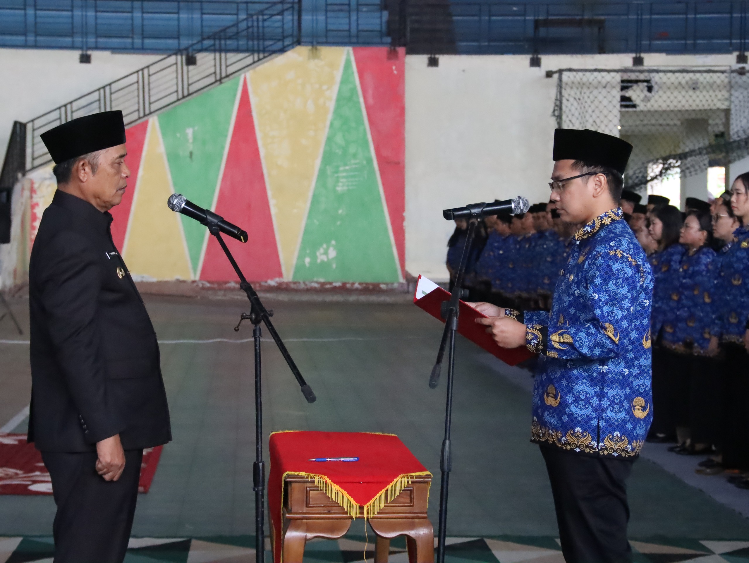 Pj Bupati Inhil Lantik dan Serahkan SK 1.470 Orang PPPK Tahun Formasi 2023