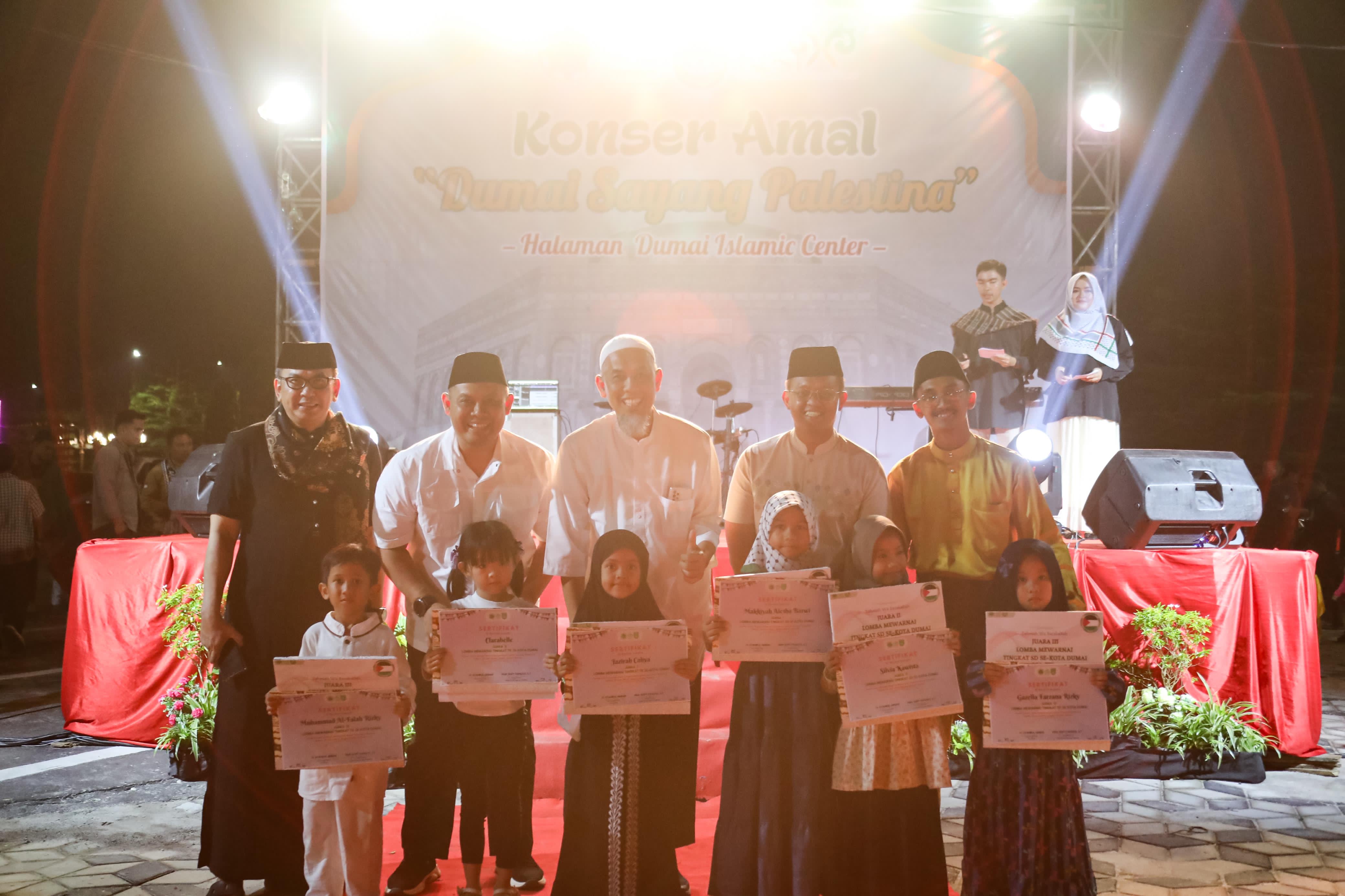 Wako Paisal Hadiri Konser Amal "Dumai Sayang Palestina"
