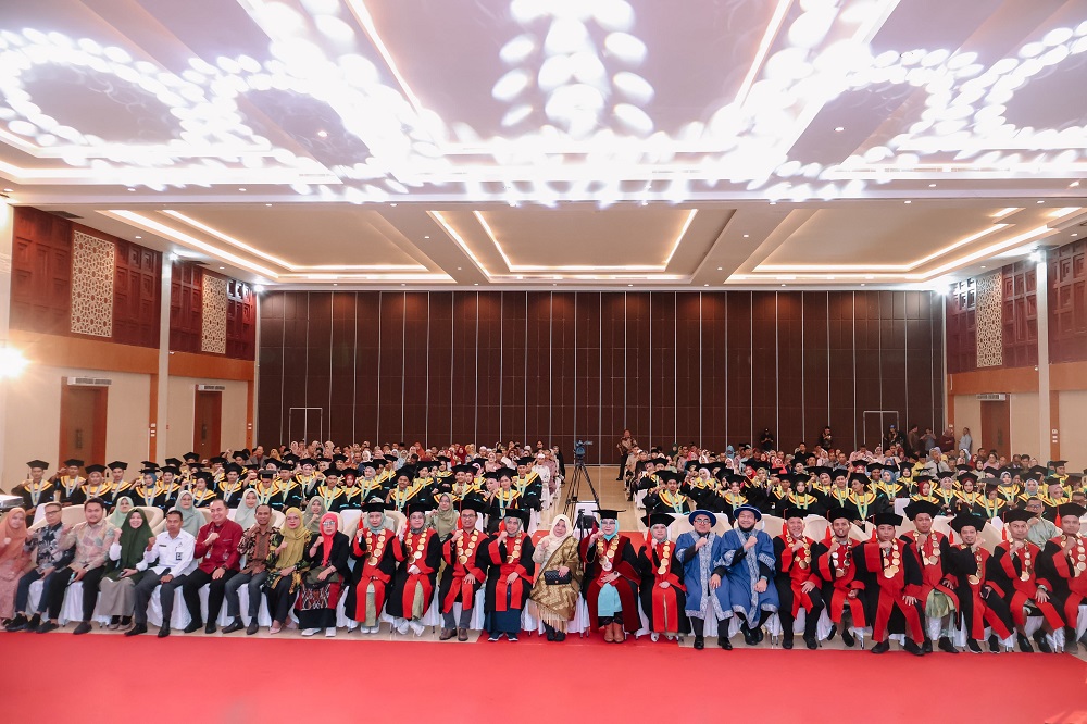 110 Mahasiswa Universitas Abdurrab Pekanbaru DiwisudaÂ 