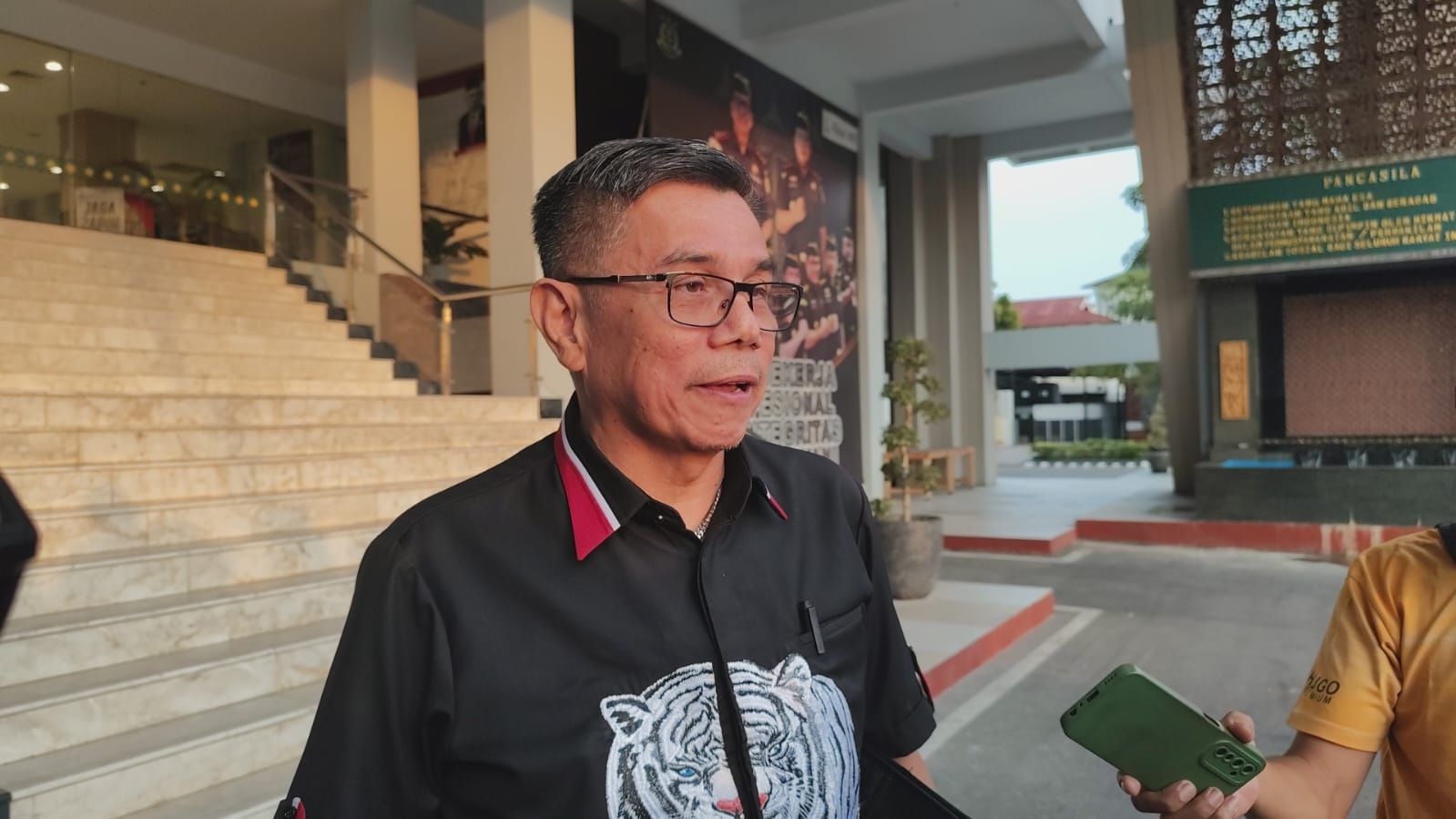 Respons PHR usai Hinca Pandjaitan Datangi Kejati Riau Lapor Dugaan Korupsi