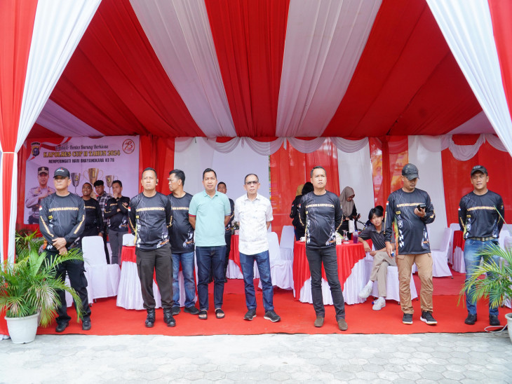 Asisten III Azwan Lomba Burung Berkicau Kapolres II Kampar