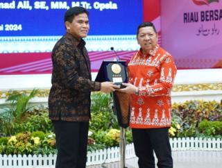Kasal Apresiasi Hubungan Baik TNI AL dan Pemprov Riau