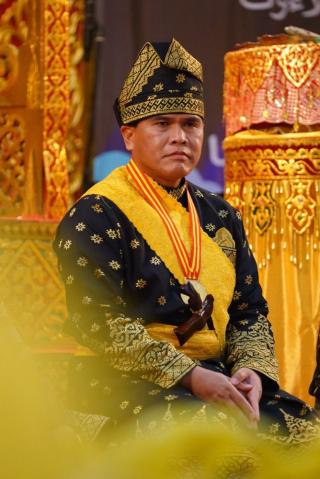 Kasal TNI Muhammad Ali Resmi Sandang Gelar Adat Sebagai Datuk Seri Segara Utama Setia Wangsa